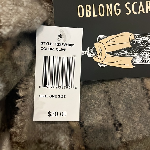 Oblong Scarf - Picture 2 of 4